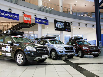 Три серийных внедорожника Mercedes-Benz съездят в Заполярье и обратно