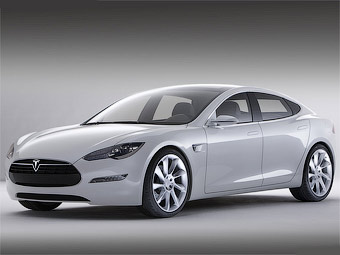 Tesla официально представил электрический седан