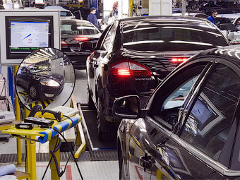 Российские заводы Ford и "КамАЗ" возобновили работу