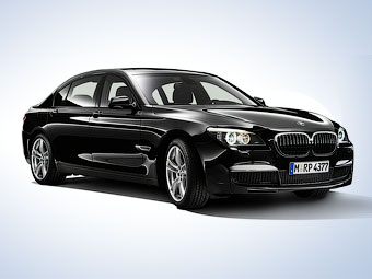 BMW 7-Series к осени станет полноприводной