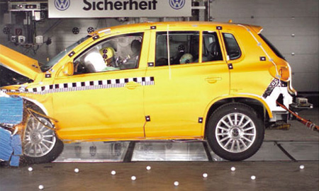 Volkswagen Tiguan получил "5 звезд" по результатам тестов NCAP