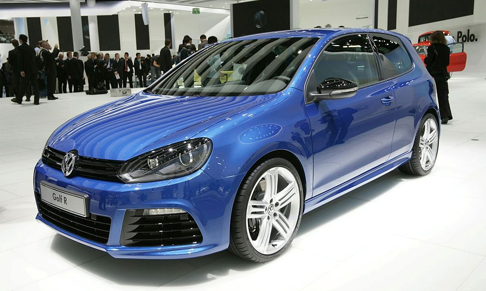Volkswagen начал продажи Golf R и Scirocco R