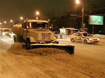 Протяженность пробок на дорогах Москвы превысила 900 км