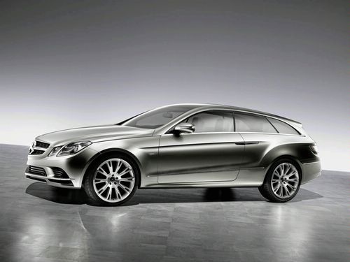 Mercedes-Benz CLS Shooting Brake ждет 2011 года