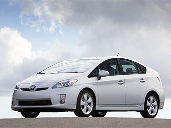 Toyota Prius - самый продаваемый авто Японии в 2009 году