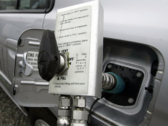 Владельцы "газовых" автомобилей получат налоговые льготы