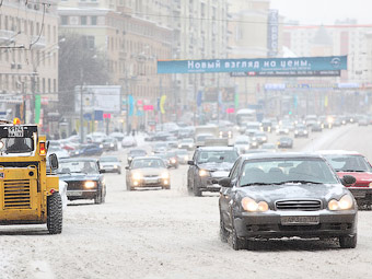 Московских водителей попросили сегодня отказаться от автомобилей