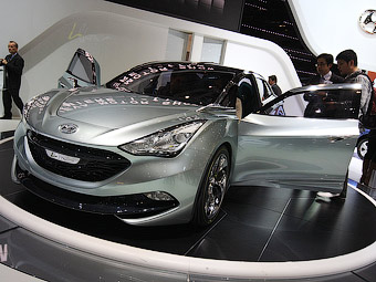 Hyundai i-flow - в Женеву привезли прототип новой "Сонаты"