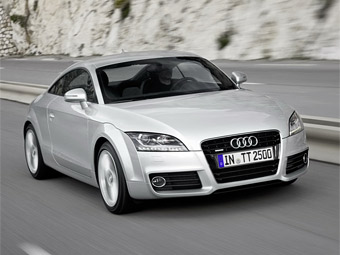 Audi представила обновленное семейство Audi TT