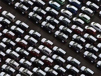 На 1 тысячу россиян приходится 233 автомобиля