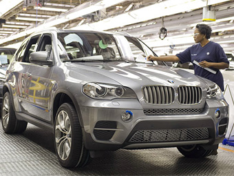 BMW - американским заводам грозит остановка из-за вулканической пыли
