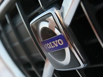 Volvo предупреждает о самопроизвольном ускорении машин