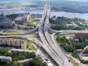 Кольцевую автодорогу вокруг Петербурга полностью откроют в октябре