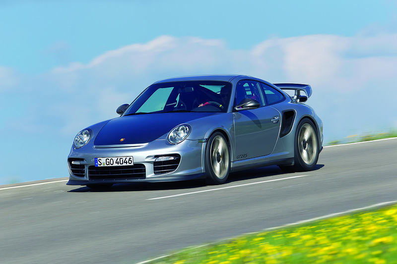 Porsche 911 GT2 RS - в Москве состоялась мировая премьера самого быстрого Porsche 911