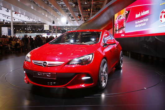 Opel показал долгожданную Astra GTC