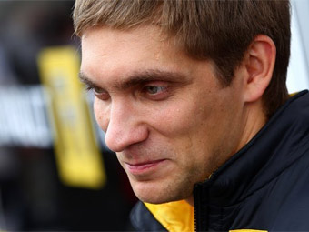 Виталий Петров остается в Renault F1