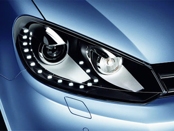 VW объявил цену на светодиодные фары для "Гольфа"