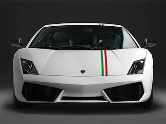 Lamborghini Gallardo LP560-4 Tricolore - особая версия в честь 150-летия объединения Италии