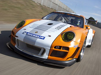 Porsche 911 GT3 R Hybrid - гибридный гоночный авто обновили