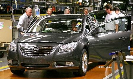 Opel и Renault сокращают производство