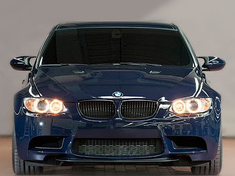 BMW показала облегченный седан M3