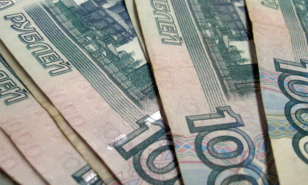Штраф за мойку автомобиля во дворе вырос до 5000 рублей