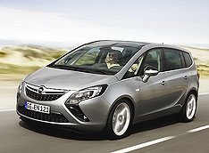 Opel показал новую Zafira Tourer 