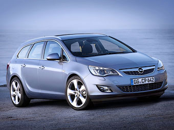 Компания Opel объявила российские цены на универсал Astra