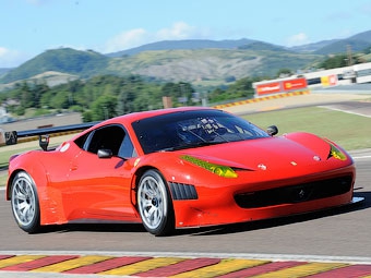 Ferrari 458 Italia подготовили для американских гонок