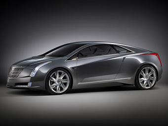 GM решился на выпуск гибридного купе Cadillac