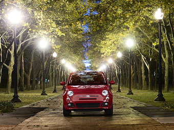 Четырехдверный Fiat 500 подготовят к моторшоу в Женеве