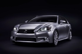 Lexus официально представляет новое поколение GS