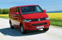 Volkswagen Transporter снова назван лучшим фургоном в России