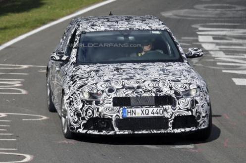 Audi испытывает заряженный универсал RS4