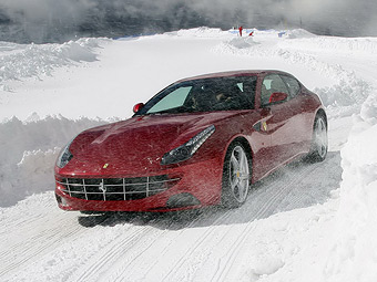 Ferrari рассказала подробности о школе зимнего вождения