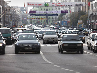 До конца года автомобиль будет у каждой второй российской семьи