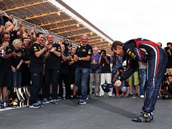 Себастьян Феттель выиграл дебютную квалификацию Формулы-1 в Индии