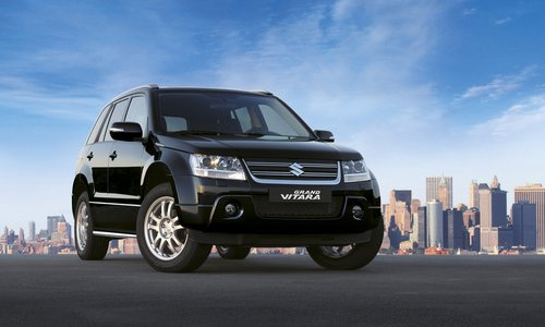 Suzuki представляет в России две спецверсии Grand Vitara