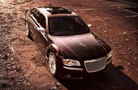 Chrysler создал люксовую серию флагманского седана 