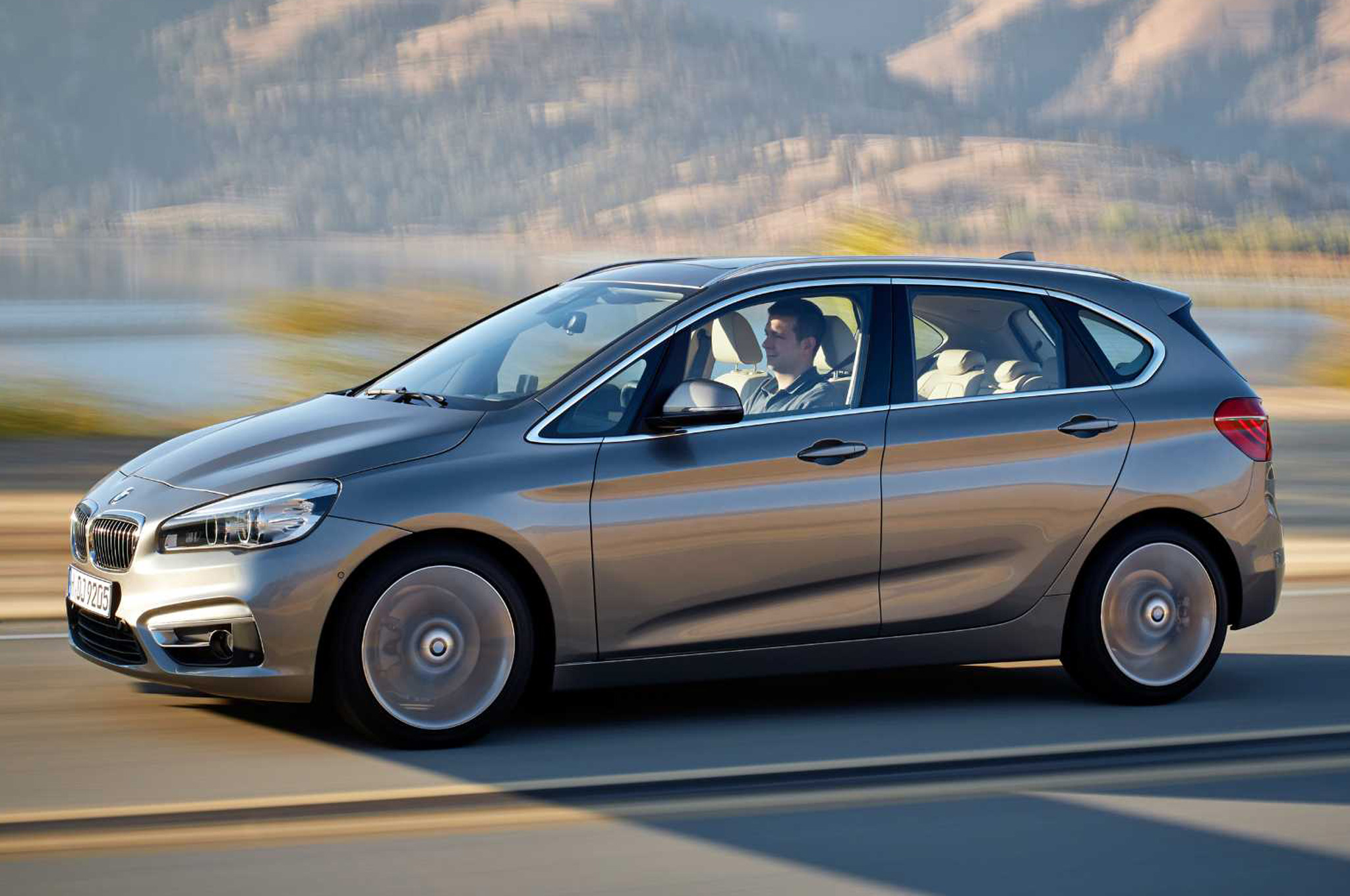 Active tourer. BMW Active Tourer. БМВ 2 Актив Турер. BMW 218i. BMW 2-Series Active Tourer 2015.