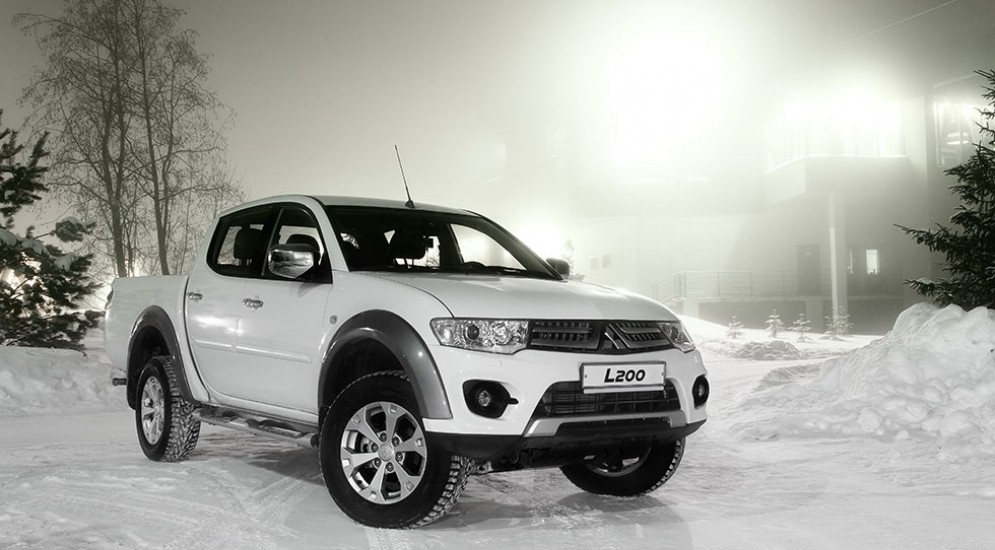 Mitsubishi l200 Рё РґРµРІСѓС€РєРё