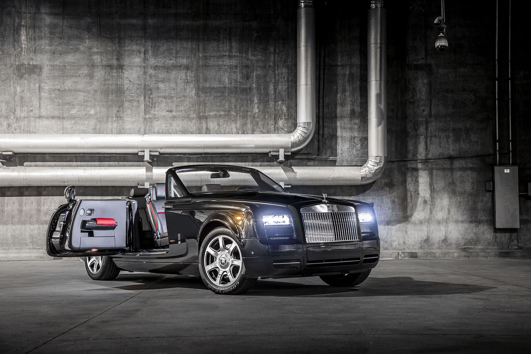 Rolls-Royce Phantom Drophead Coupe Nighthawk появится только в Северной Америке