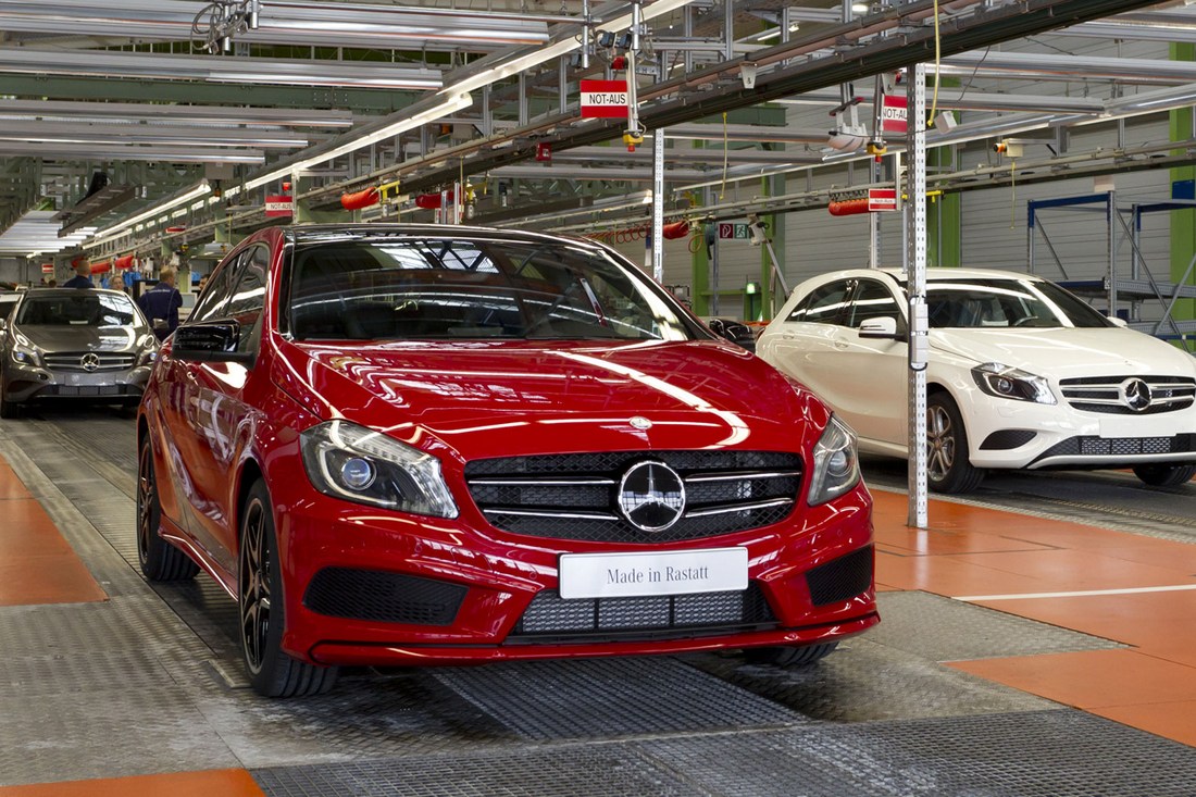 Санкции повлияли на строительство российского завода Mercedes