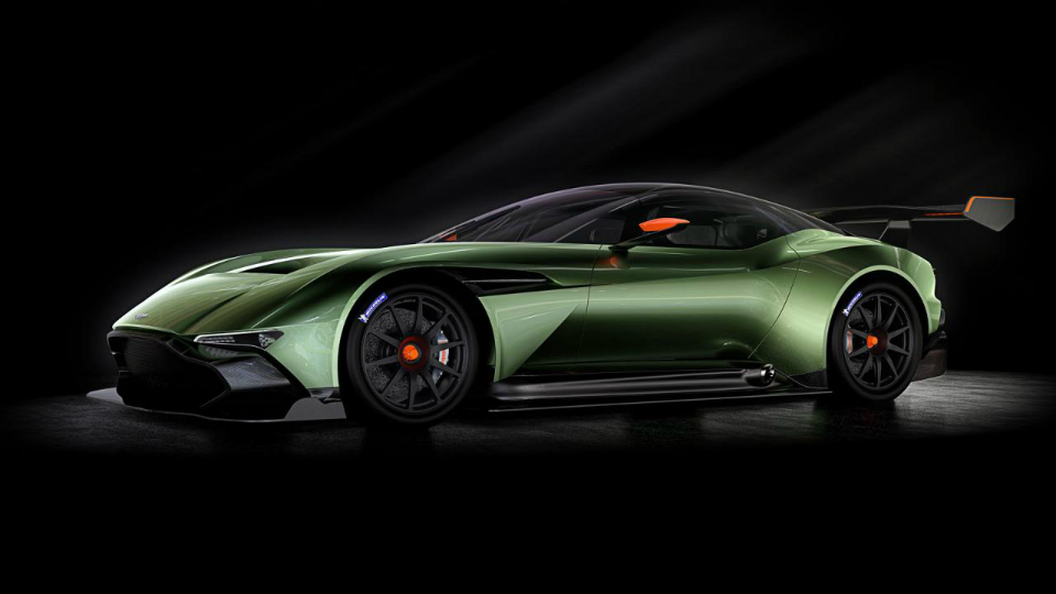 Aston Martin опровергла появление дорожной версии Vulcan