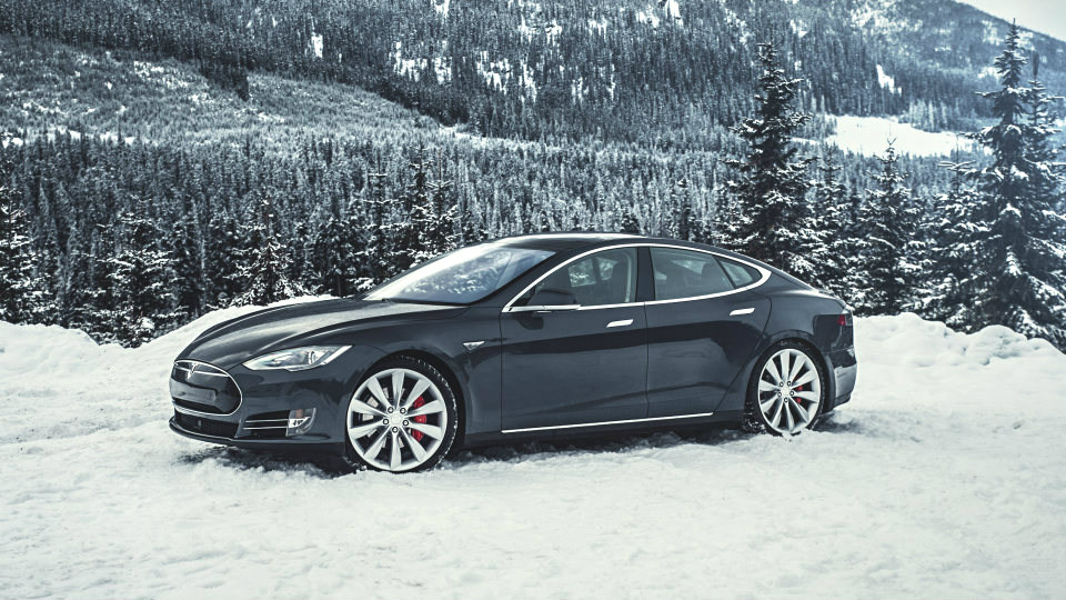 Tesla не будет обновлять седан Model S
