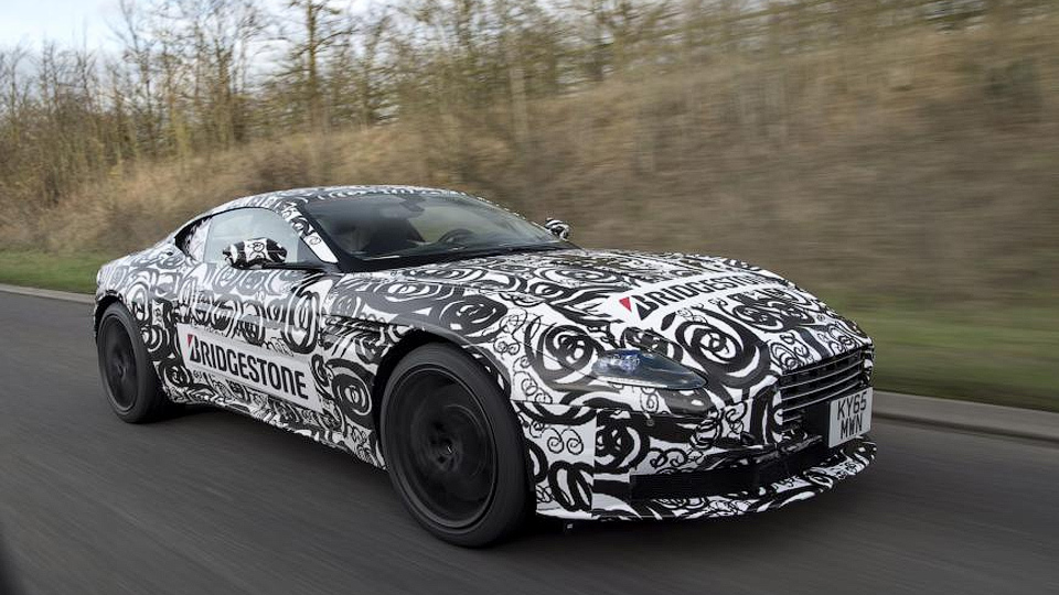 Aston Martin тестирует новейший суперкар