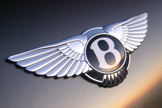 Bentley запланировало разработку своего первого электрокара в истории