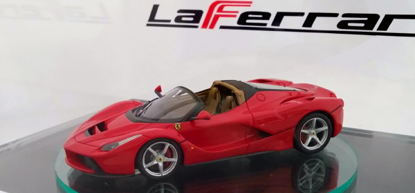 Игрушка помогла рассекретить дизайн гиперкара Ferrari LaFerrari Spider