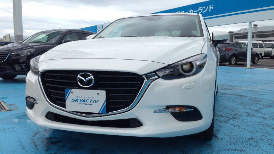 В Японии была сфотографирована обновленная Mazda3