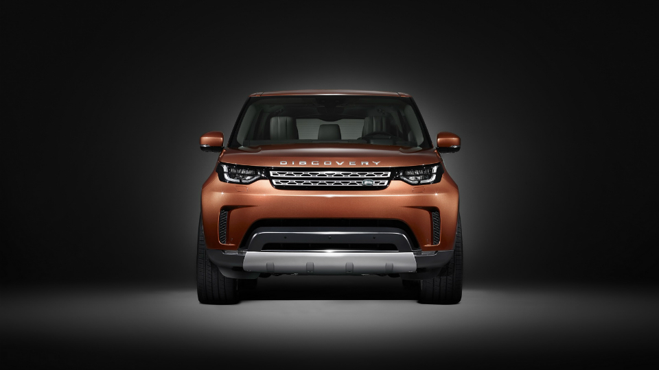 Land Rover представил дизайн Discovery нового поколения